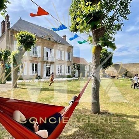 Villa La Demeure De Margot - 24 Couchages Villeneuve-sur-Yonne Esterno foto
