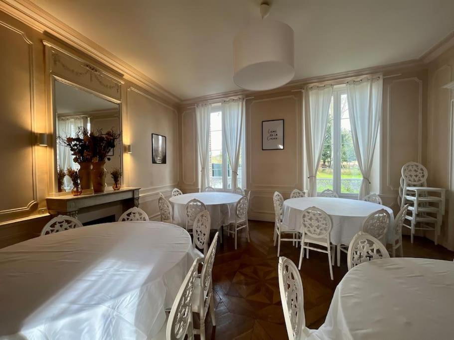 Villa La Demeure De Margot - 24 Couchages Villeneuve-sur-Yonne Esterno foto