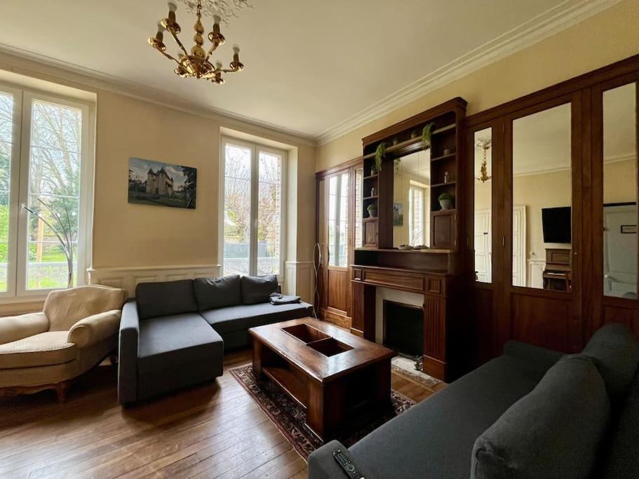 Villa La Demeure De Margot - 24 Couchages Villeneuve-sur-Yonne Esterno foto