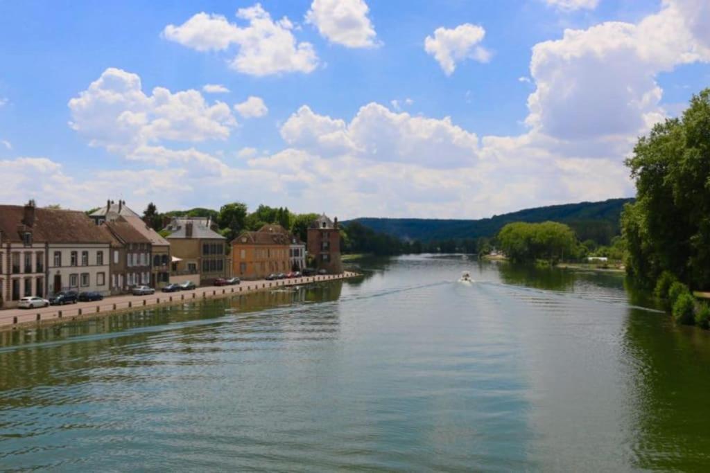 Villa La Demeure De Margot - 24 Couchages Villeneuve-sur-Yonne Esterno foto