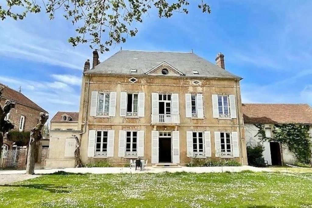 Villa La Demeure De Margot - 24 Couchages Villeneuve-sur-Yonne Esterno foto